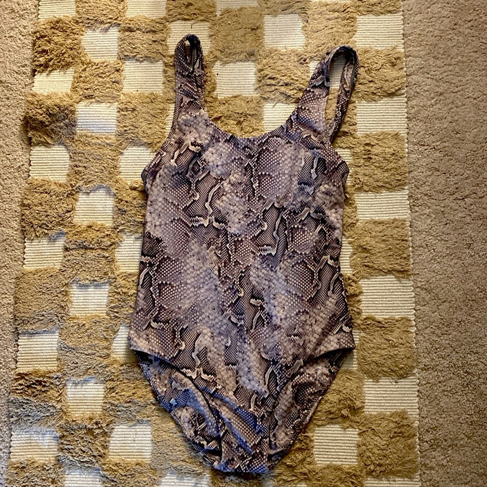 Show Me Your Mumu mermaid one piece in muted gray snakeskin print sz small
